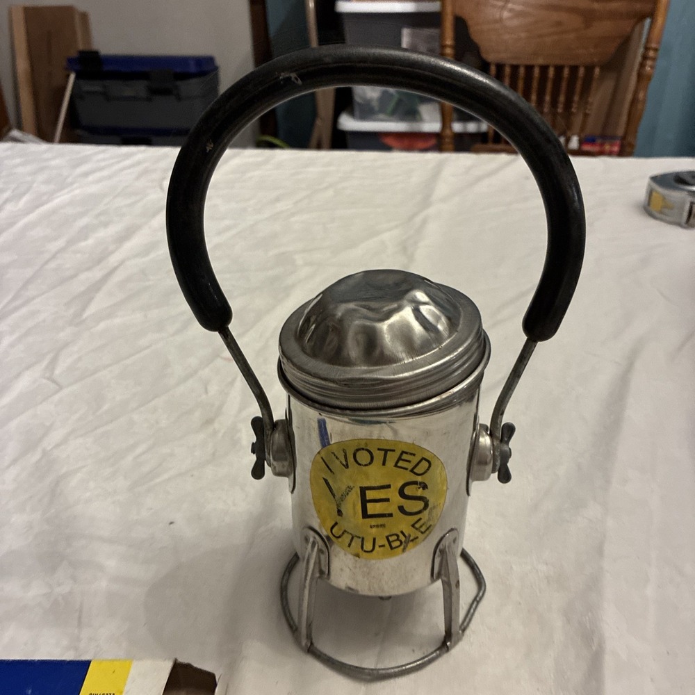 Vintage Conger Portland OR Railroad Train Brakeman's Battery Signal Lantern